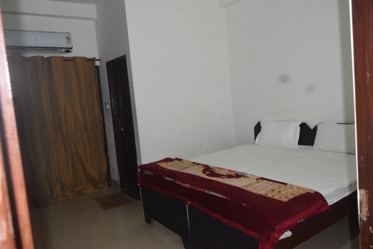 Ali Baba Guest House - Varanasi — Photos 2
